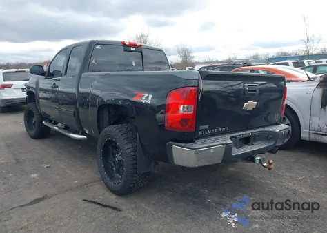 2011 Chevrolet Silverado 1500 Lt z USA, uszkodzony, nr VIN 1GCRKSE31BZ434037